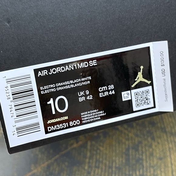 Nike Air Jordan 1 Mid Electro Orange DM3531-800 10 Patent - Picture 9 of 10